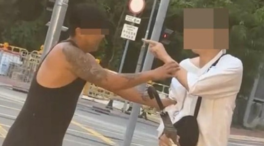熱話-屯門紋身男化身-心靈輔導員-安撫情緒失控男子-網民大讚--有紋身又有愛心
