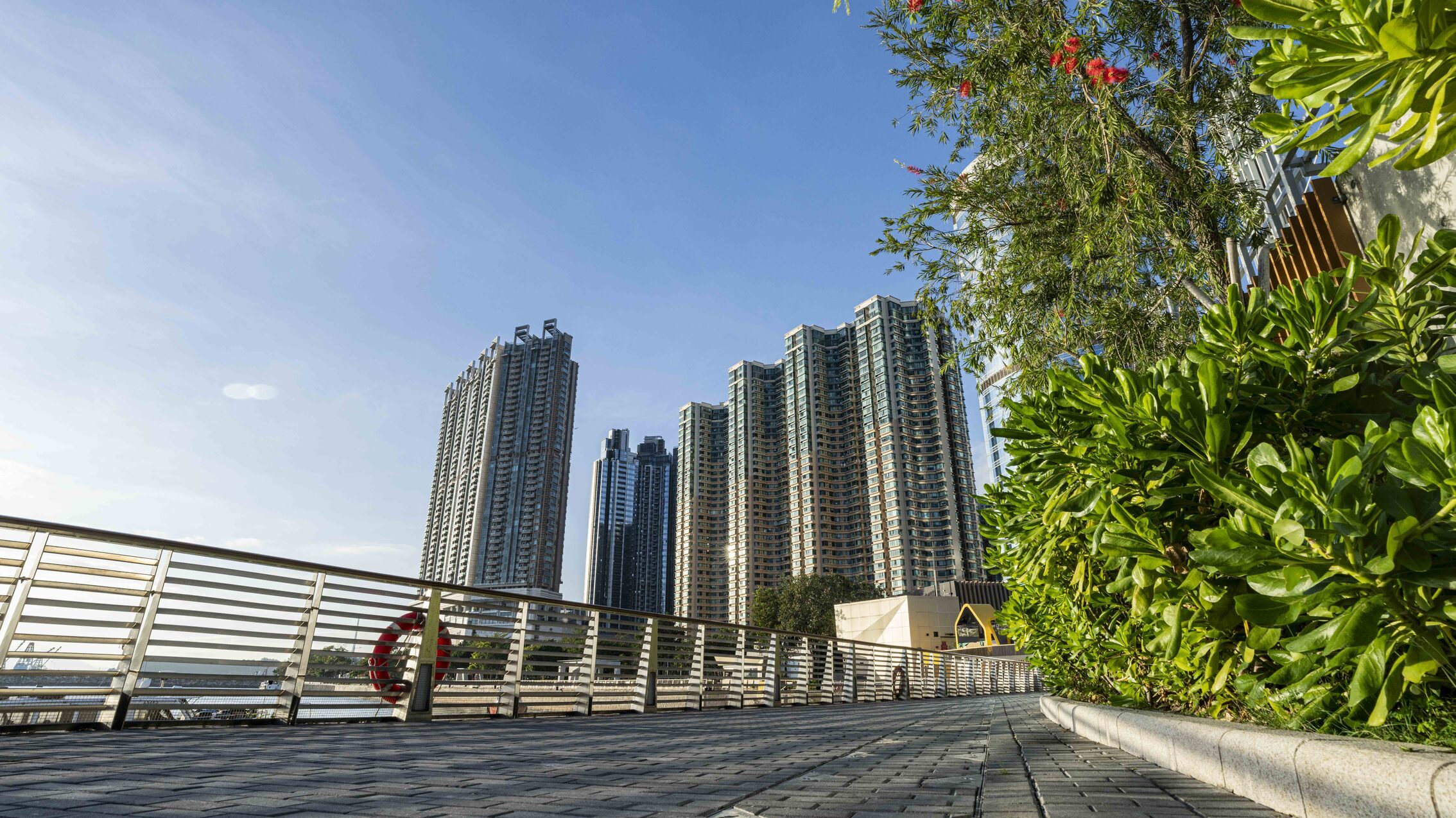 The-Cost-of-Speed--Change--Complexity-and-Resilience-in-Property-Development