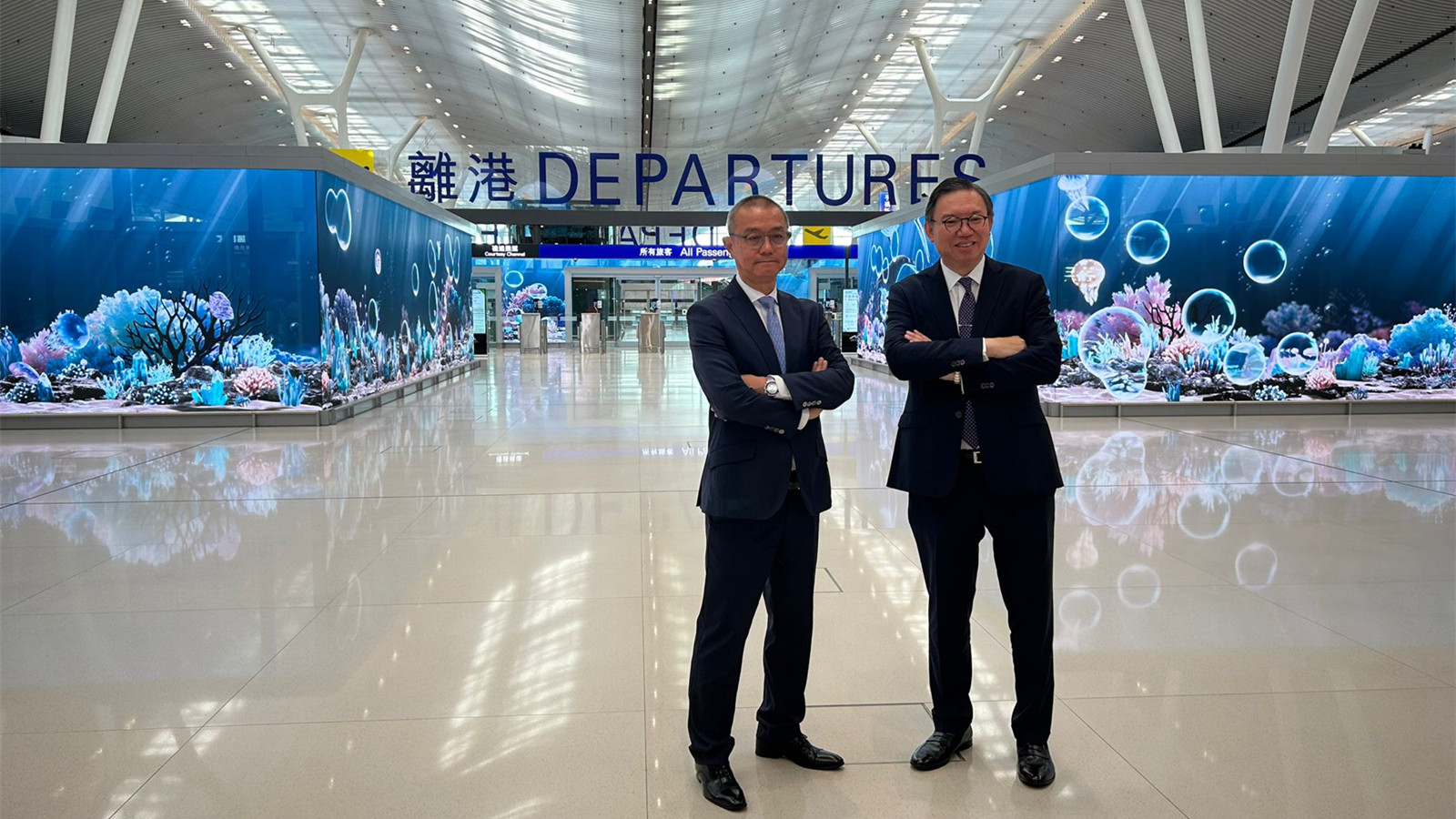 機場二號客運大樓下周三啟用-15航空公司分階段進駐-港航5-27香港快運6-10