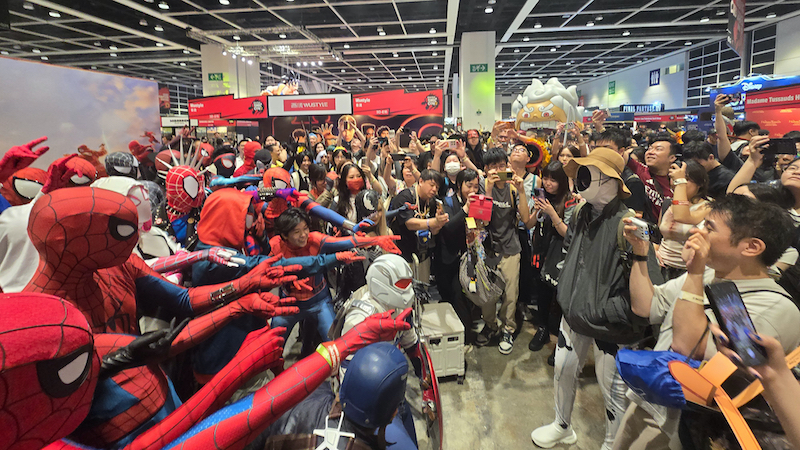30-蜘蛛俠齊集Comic-Con-驚喜神還原經典-蜘蛛俠互指-MEME名場面