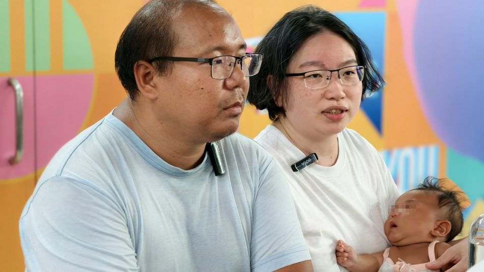 非常父母家中產子申出世紙拒驗DNA-管浩鳴聞所未聞促修例堵塞漏洞