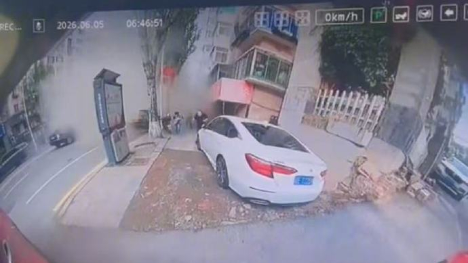 遼寧本溪一臨街商鋪爆炸-已致2死13傷