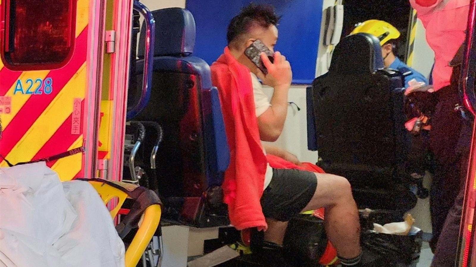 青沙公路車禍休班消防員偕妻亡-上周三曾於觀塘救回墮海老翁