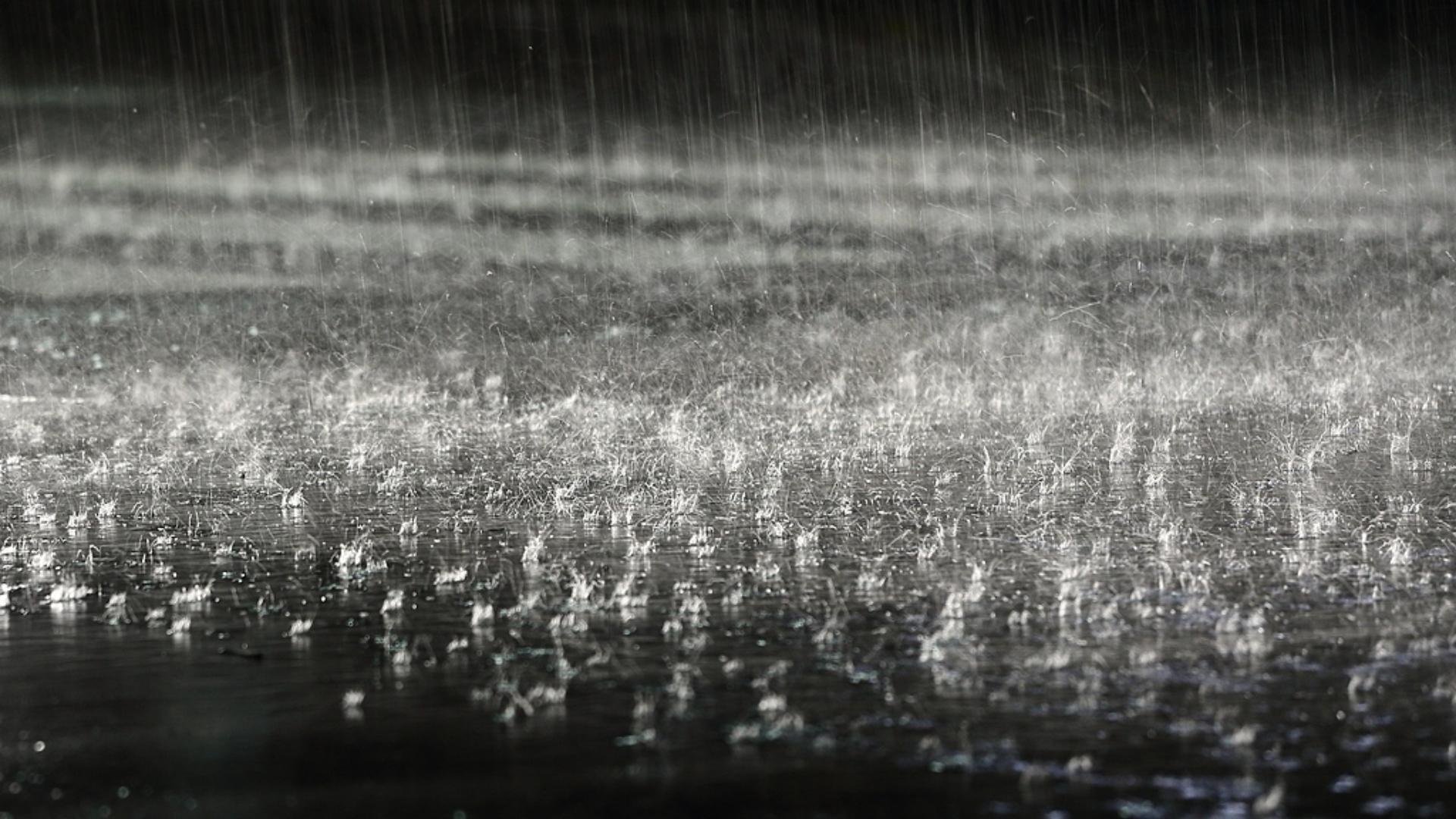 天文台發出黑色暴雨警告信號
