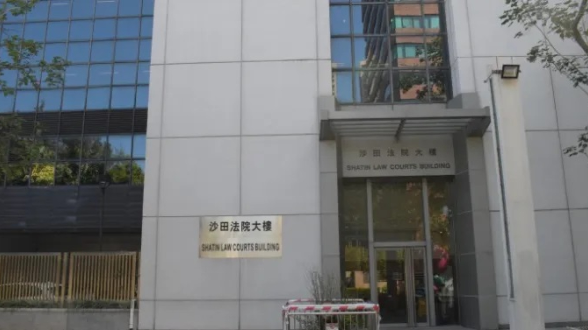 機場金條劫案累計9人落網-8人被控串謀搶劫等罪今提堂