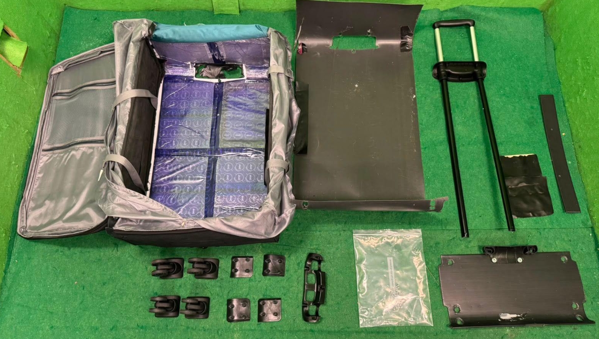 海關機場連破三宗販毒案-檢獲市值約1300萬毒品-3人被捕