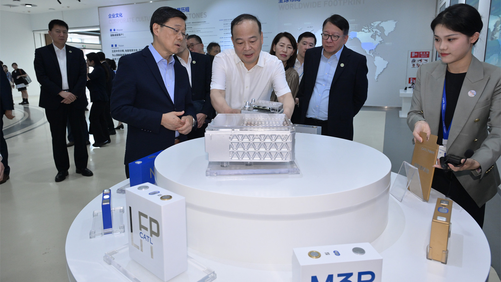 有片-李家超-鼓勵更多福建企業落戶北都-推進新型工業化達致優勢互補