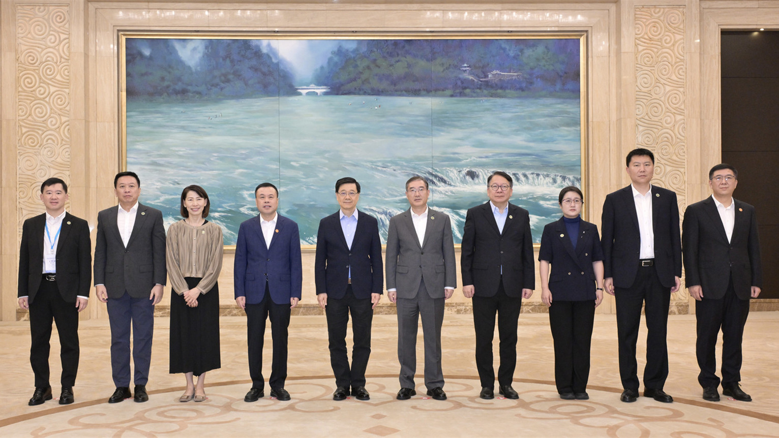 有片-李家超-鼓勵更多福建企業落戶北都-推進新型工業化達致優勢互補