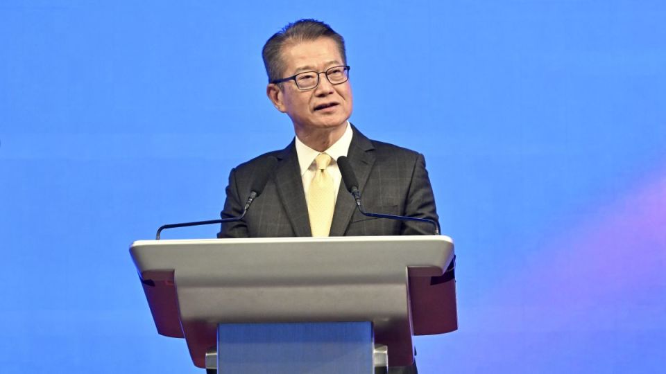 陳茂波-將大力鼓勵企業在貿易與投融資-更多使用離岸人民幣