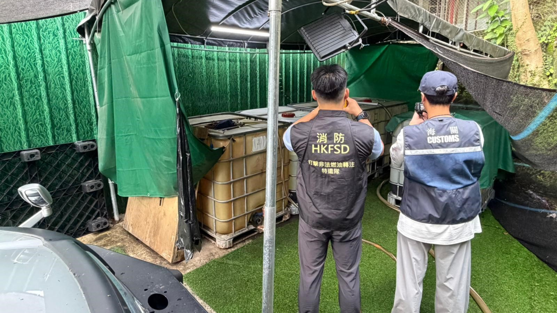 海關消防沙頭角搗非法油站-男司機涉跨境走私被拘