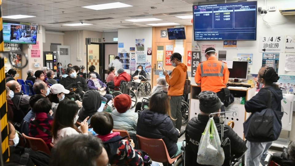 議員關注離港居民仍享福利-孫玉菡-暫無意調查回流港人使用公營醫療情況