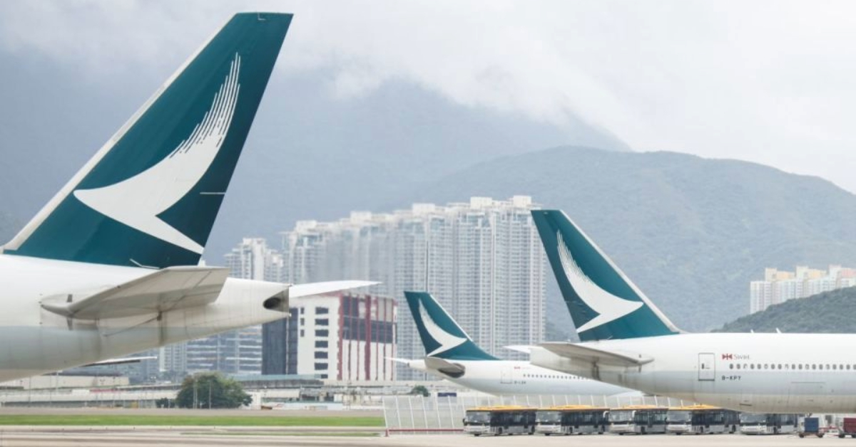 國泰飛倫敦客機經羅馬尼亞與控制塔失聯-北約派戰機升空目視警告