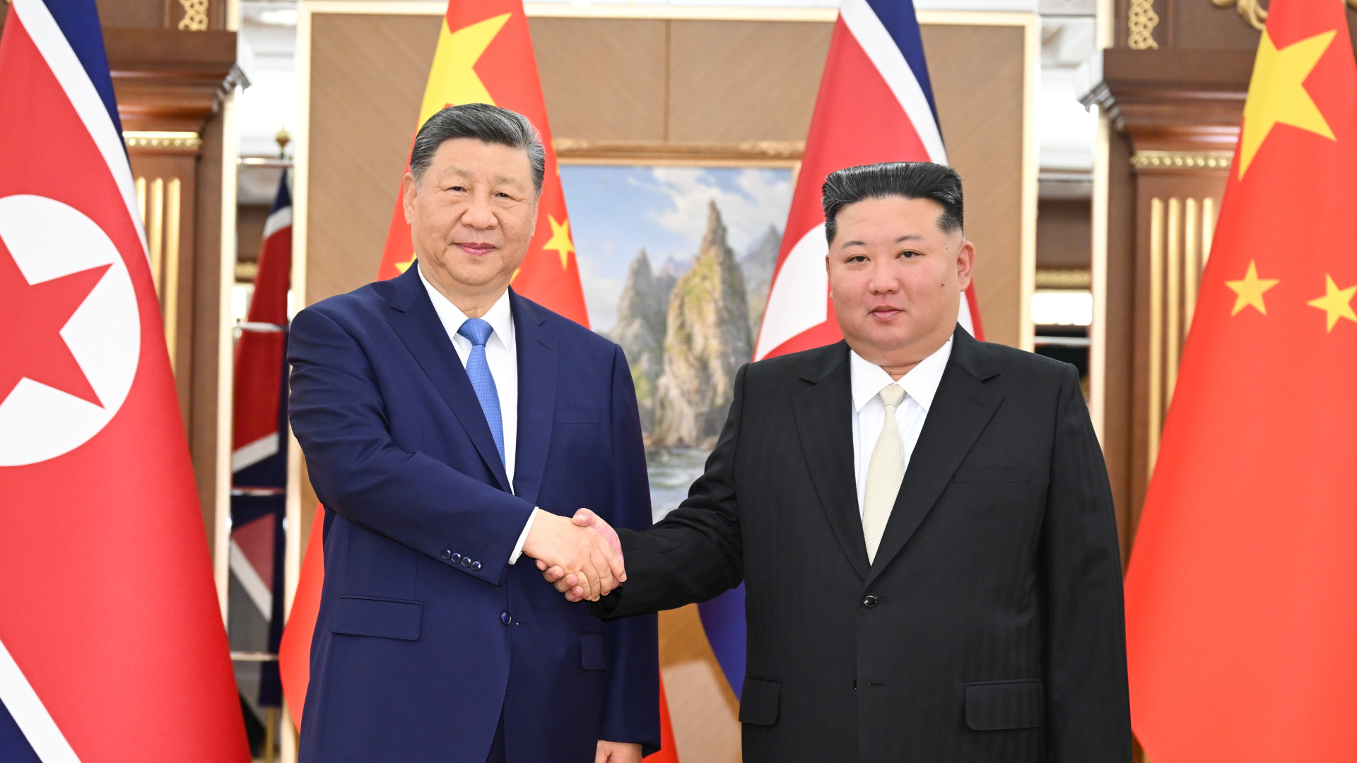 中朝友好合作互助條約-簽訂65周年-習近平同金正恩互致賀電