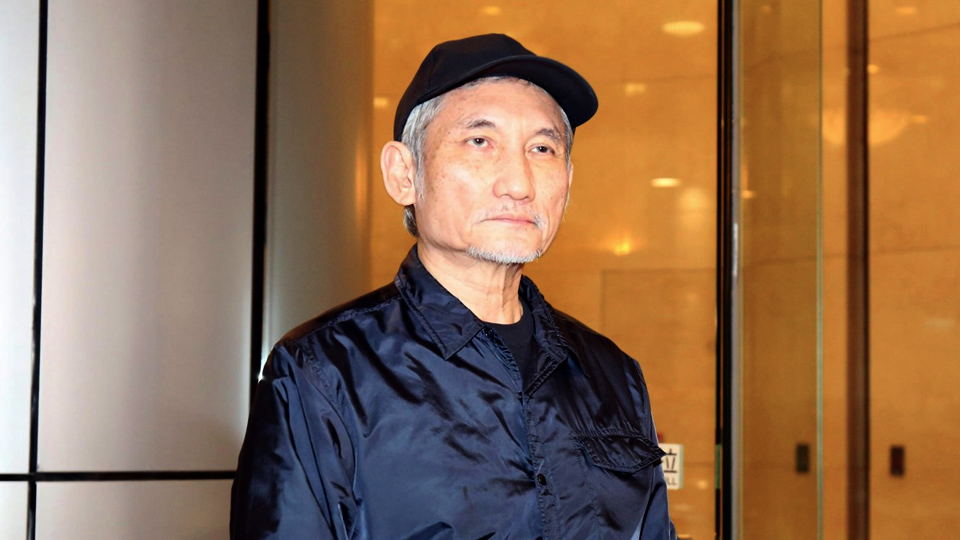 施南生離世-徐克現身醫院送別前妻-透露家人陪伴下安詳辭世-遺願盼將思念化為力量