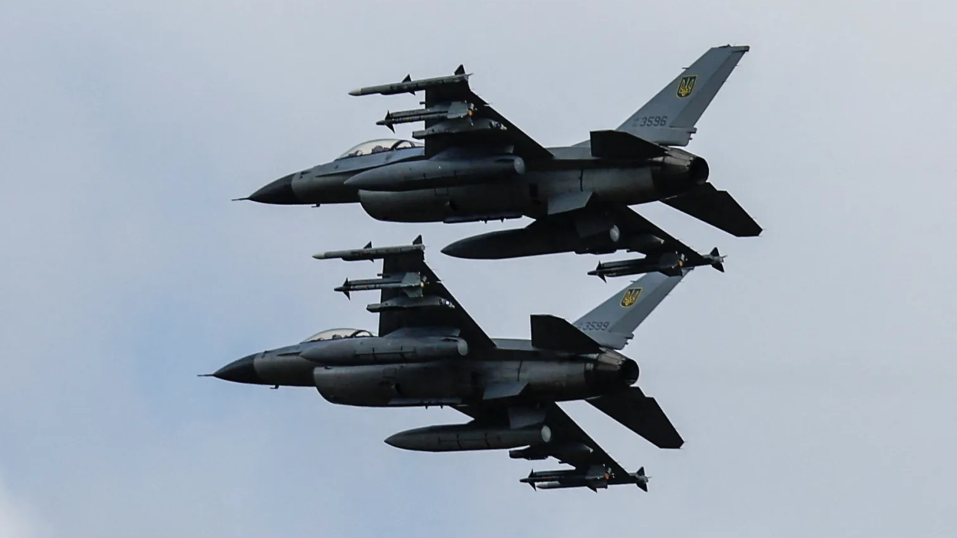 俄烏戰爭-烏軍F-16取得首次空戰戰果-烏媒稱擊落俄軍蘇-35戰機