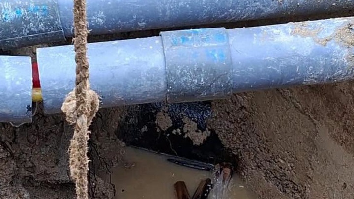 水務署-屯興路水管維修面對高複雜度挑戰-爭取晚上7時前完成工程