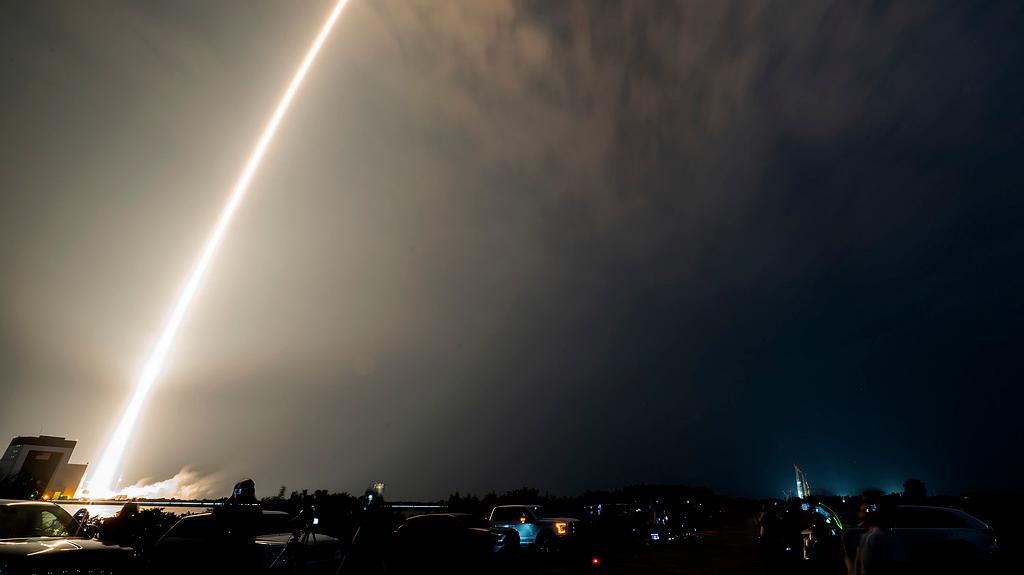 SpaceX-獵鷹9-火箭第二級殘骸料將撞擊月球-專家籲觀測獲珍貴數據
