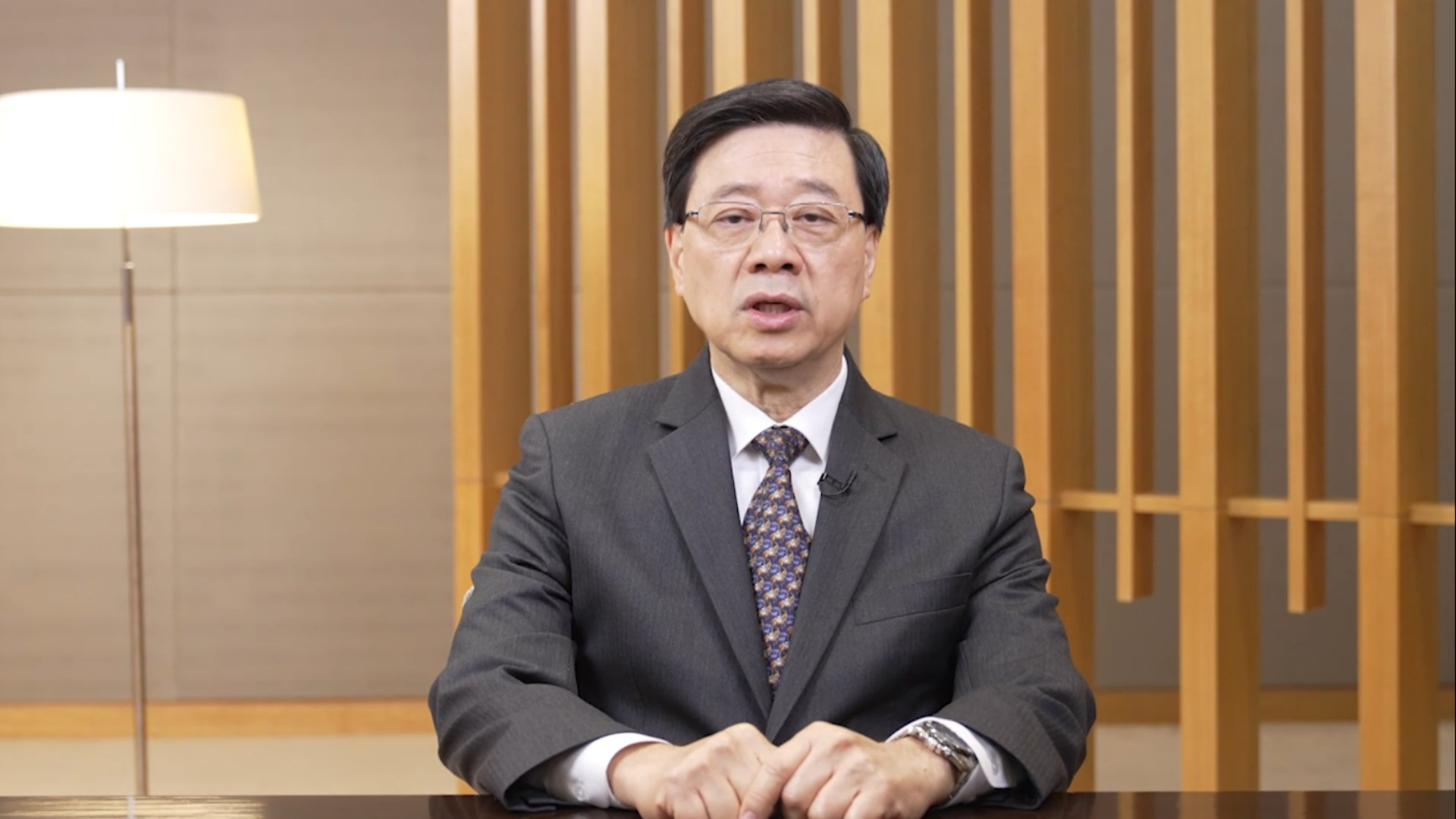 李家超指香港保險業滲透率全球首位-鼓勵開發跨境養老和醫療保險產品
