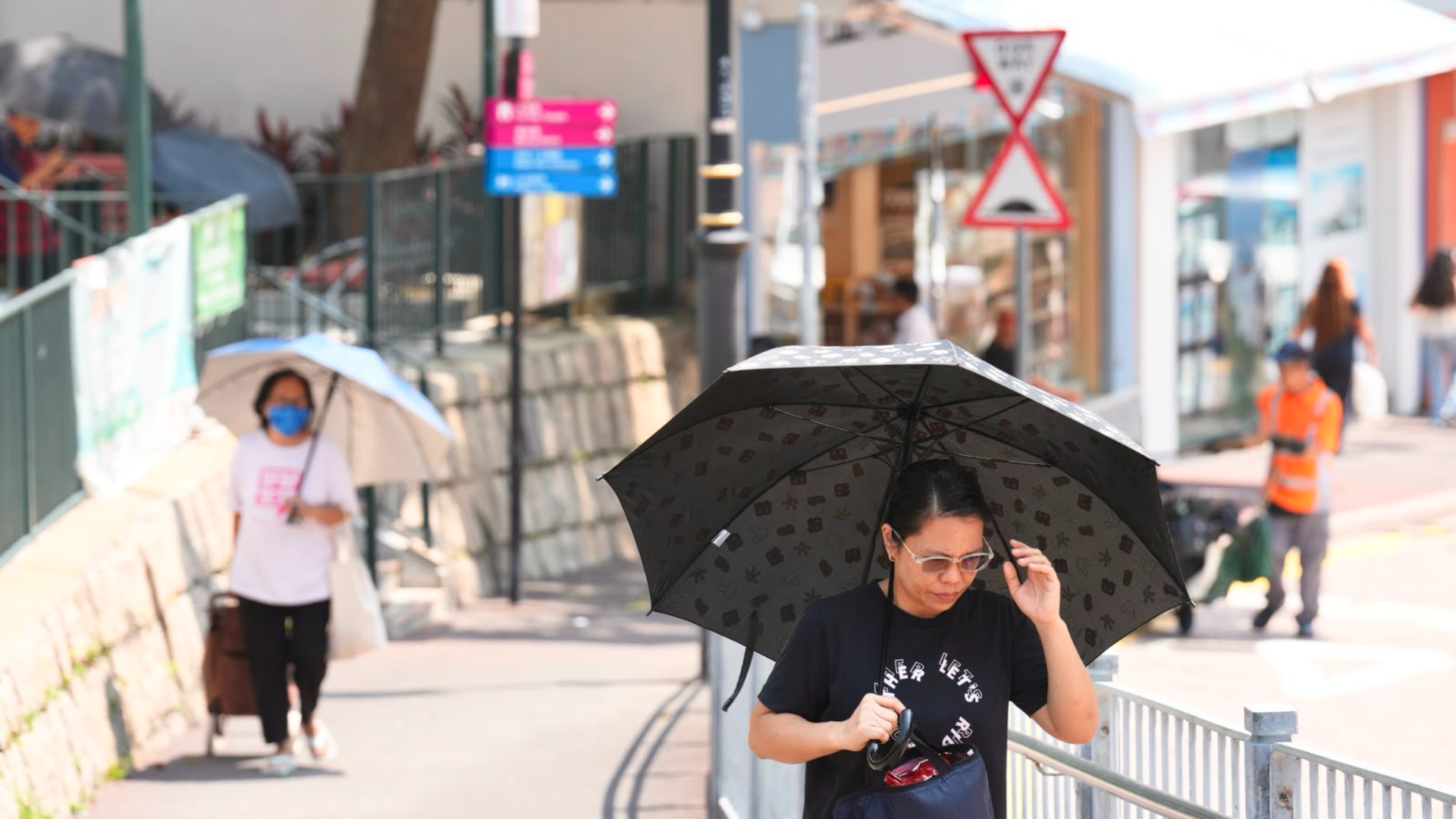 衞生署健康促進處籲市民慎防中暑-提供高溫天氣健康指引