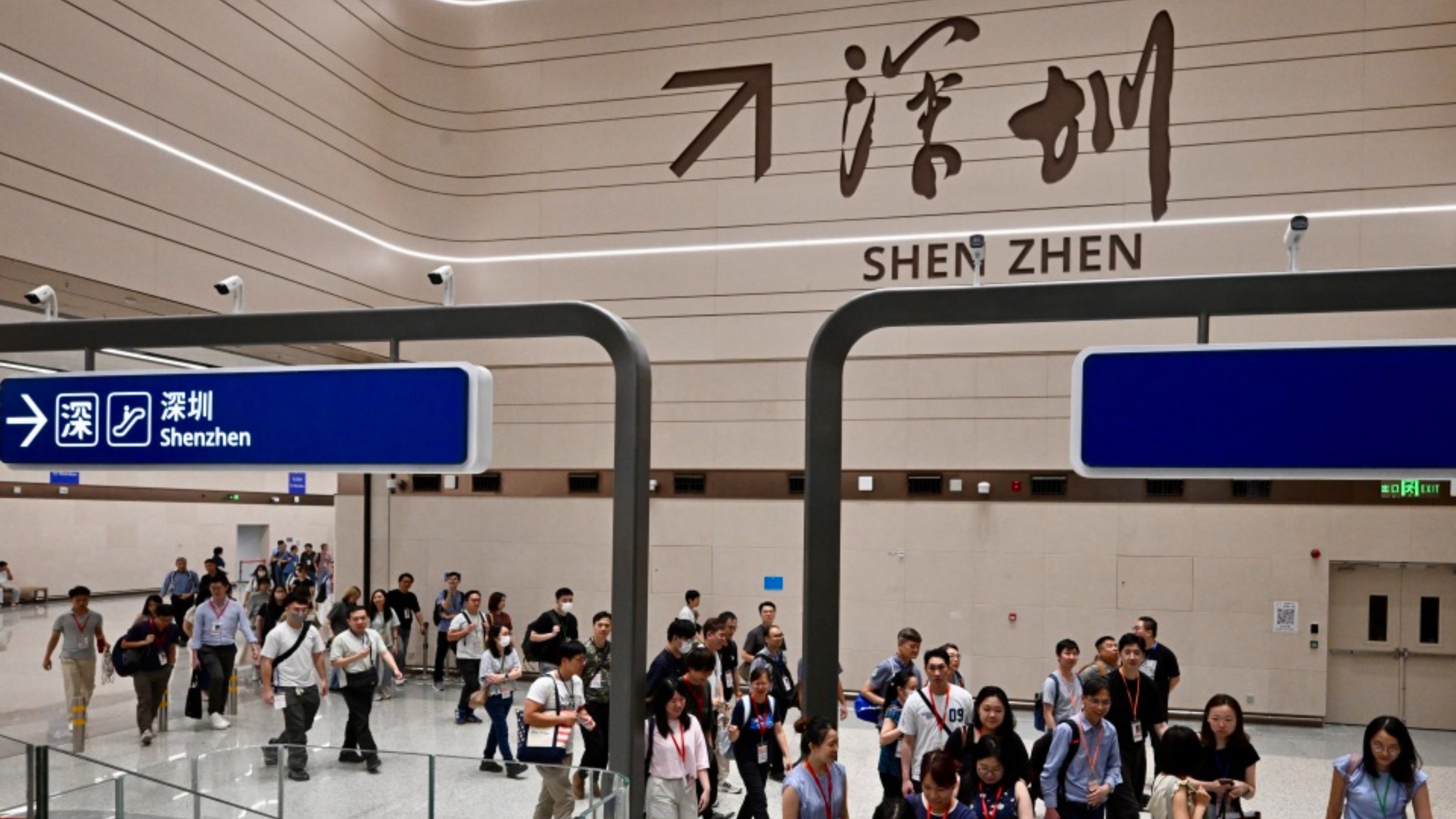 新皇崗口岸-鄧炳強-兩次測試整體暢順-將加強指示及改善交匯處排隊安排