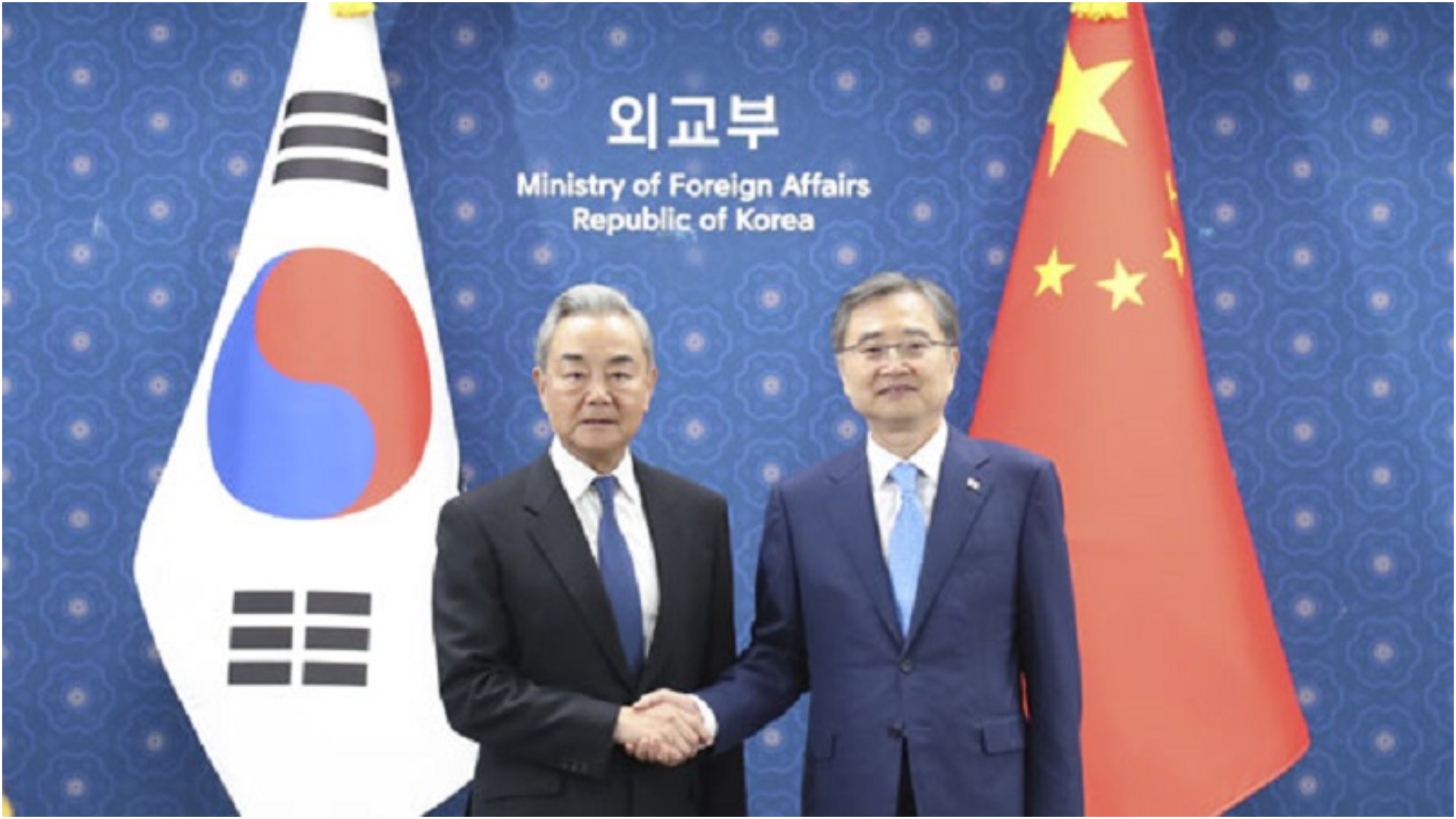 王毅-望南韓獨立自主並行不悖發展對外關係-樂見南北韓兩國邁向和平共處