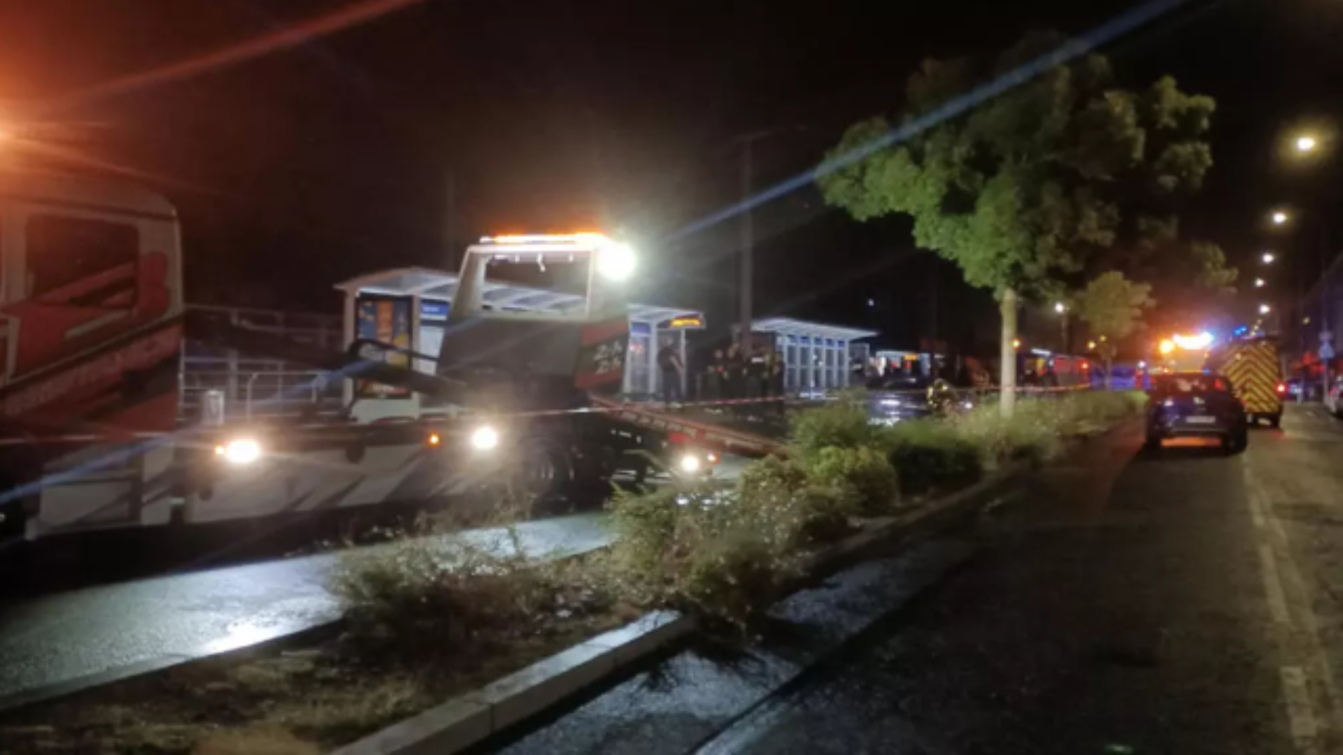 法國卡昂26歲男子駕車撞人致2死10傷-疑事前曾與他人發生打鬥