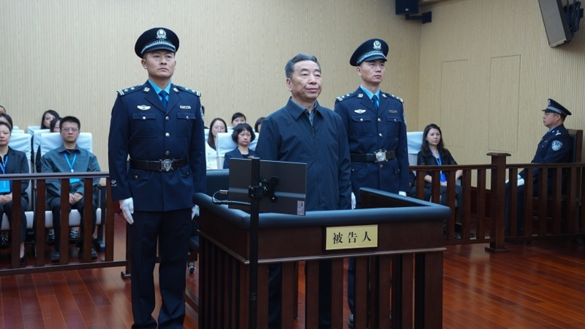 陝西省政協原副主席劉寬忍涉貪污受賄近5000萬-一審判囚15年