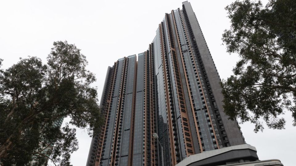 柏傲莊兩房1300萬易手-原業主短炒四個月賬賺190萬