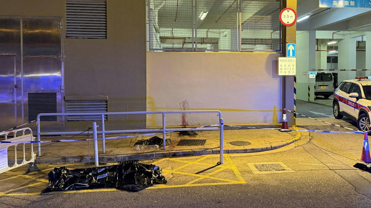 28歲社工-葵涌工廈墮樓遺體四散當場死亡-疑涉財務問題