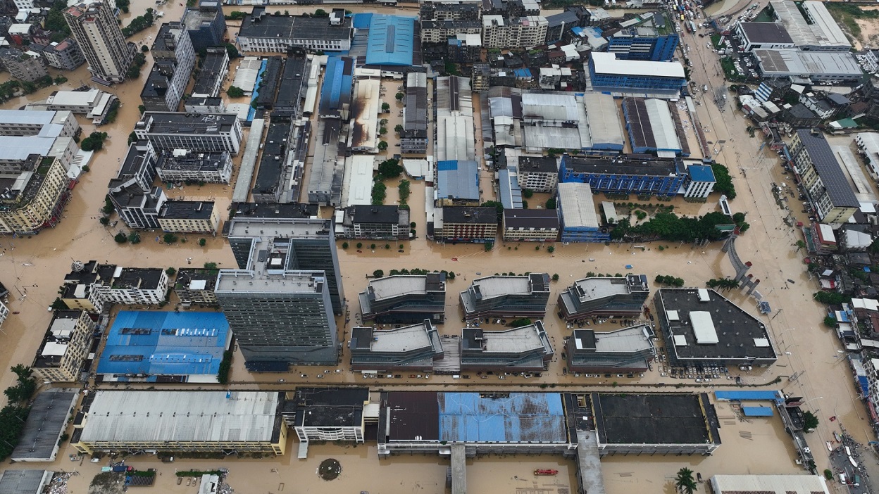 福建莆田破紀錄暴雨致嚴重內澇-有民眾失聯-部分村莊有老年人受困家中