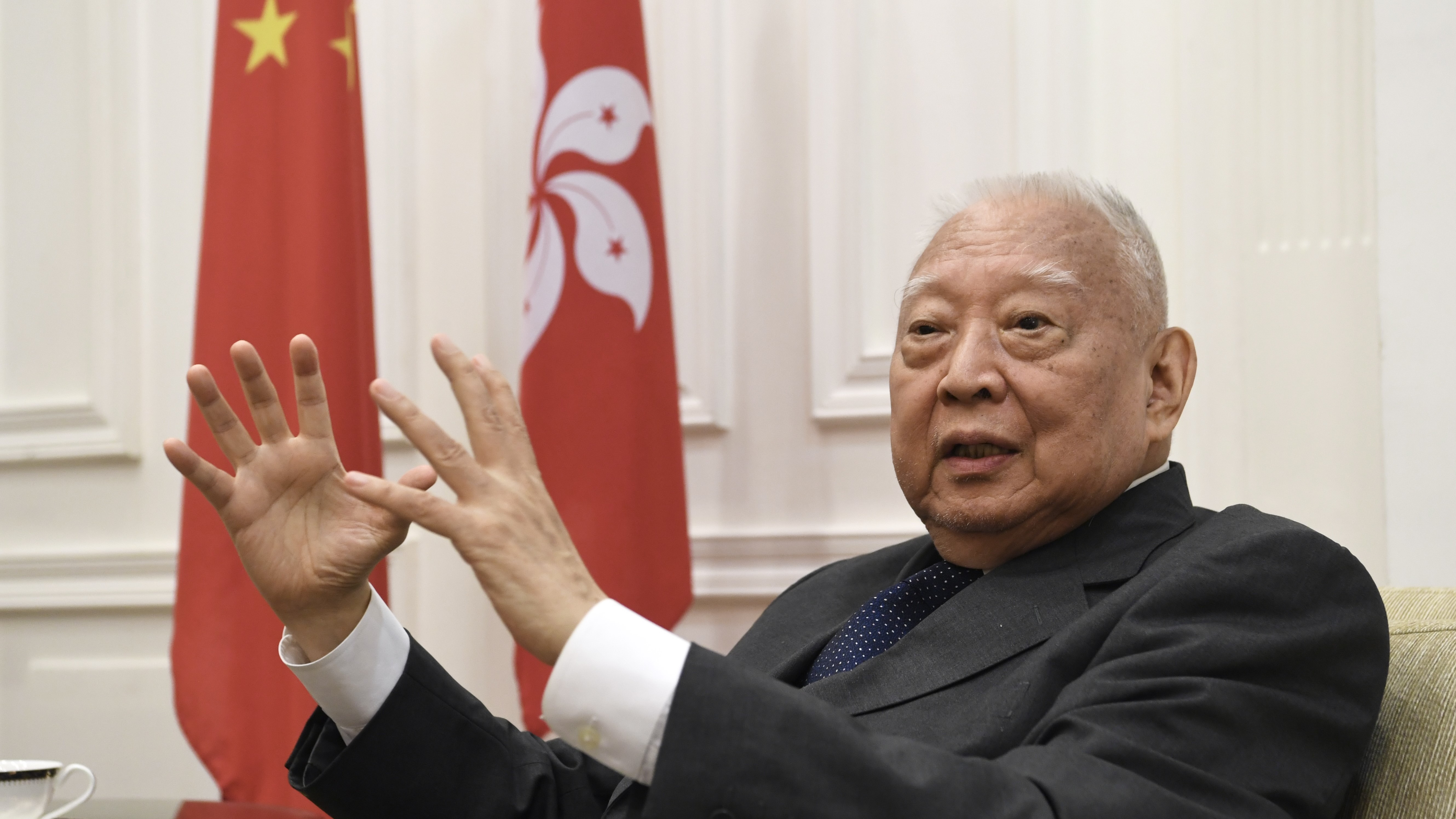 韓成科-為國為港殫精竭慮-遠見卓識肅然起敬