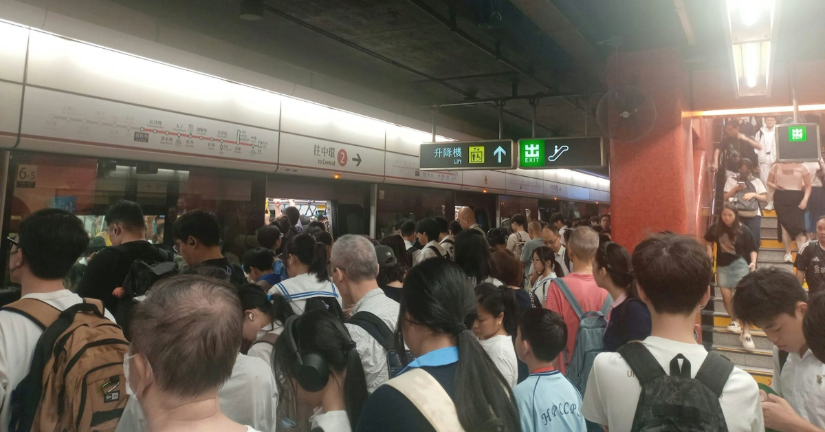 港鐵六旬男乘客長沙灣站車廂內暈倒-送院搶救不治