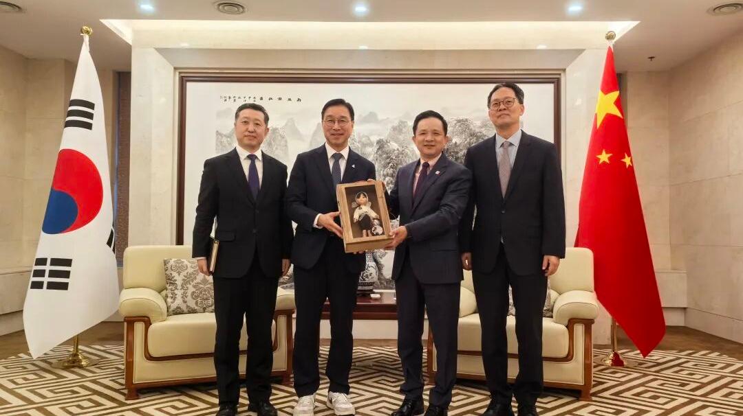 中國駐韓大使會見濟州道知事-濟州將延續中國公民免簽政策