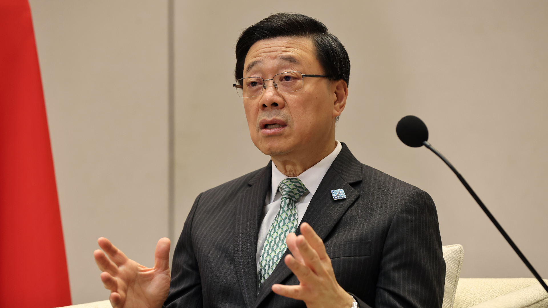 香港五年規劃-李家超-五年規劃參考內地經驗-確保政策措施具香港特色