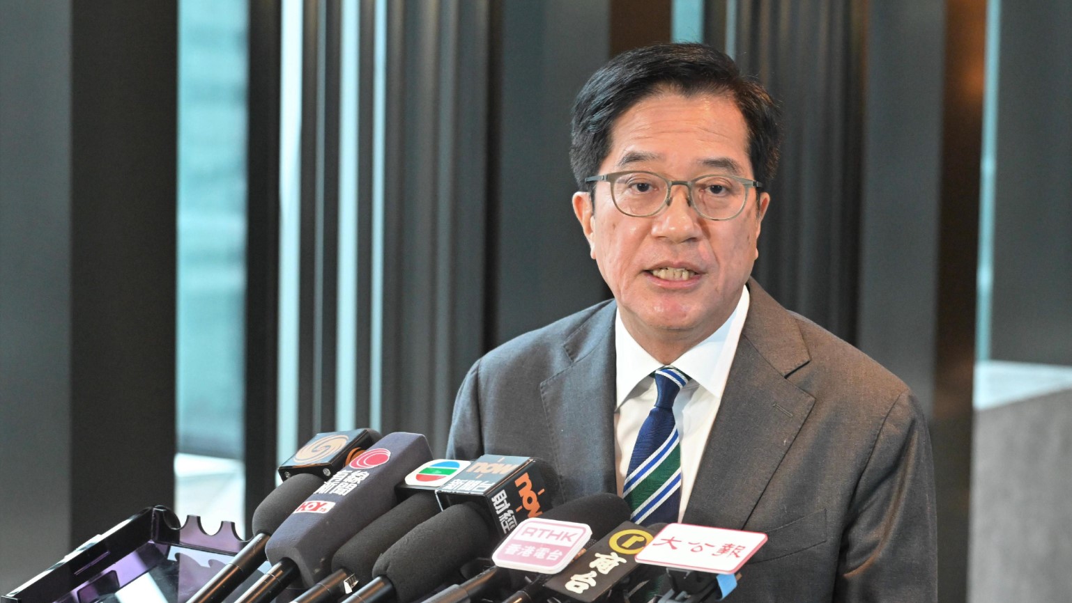 施政報告-黃偉綸-有信心金管局就未來黃金持有量-作最明智決定
