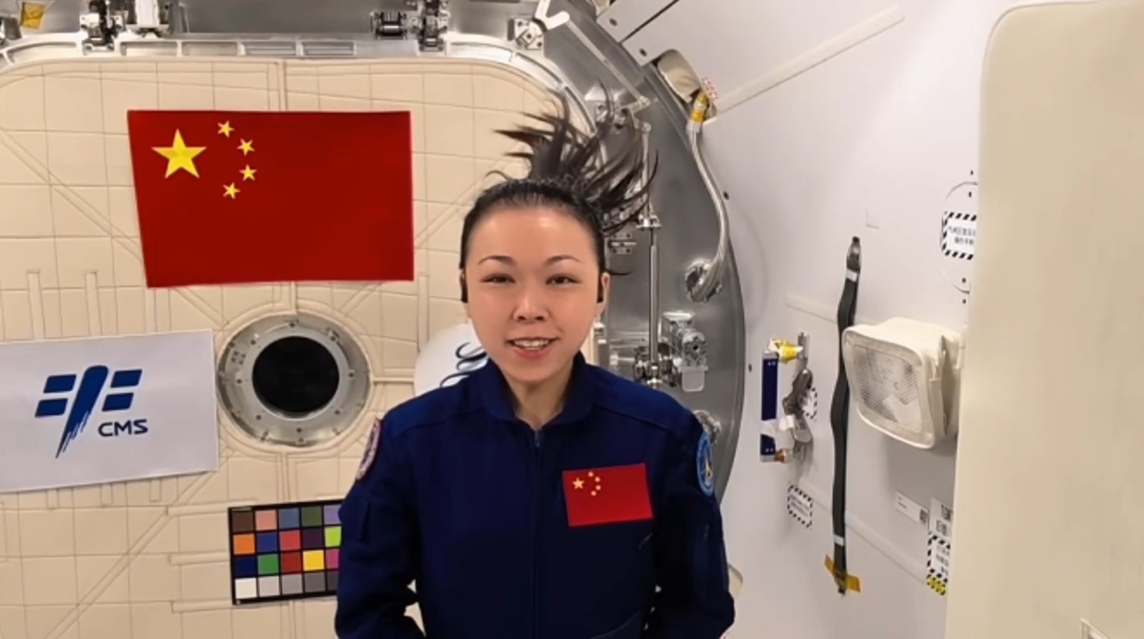 有片-黎家盈向市民送上中秋祝福-祝願安居樂業生活美滿