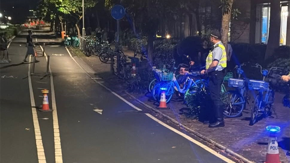 將軍澳-子彈仔-深夜擾民-警票控7少年涉單車違法