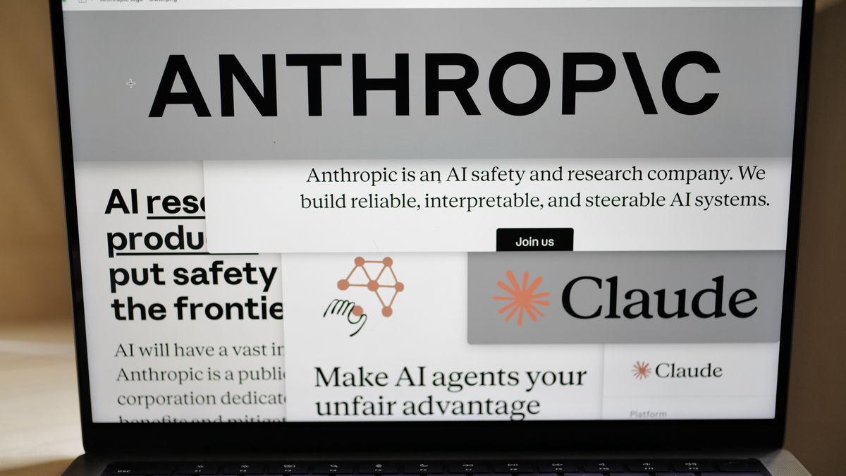 招股書曝光-Anthropic-AI或對人類構成-生存風險--能察覺正被監視