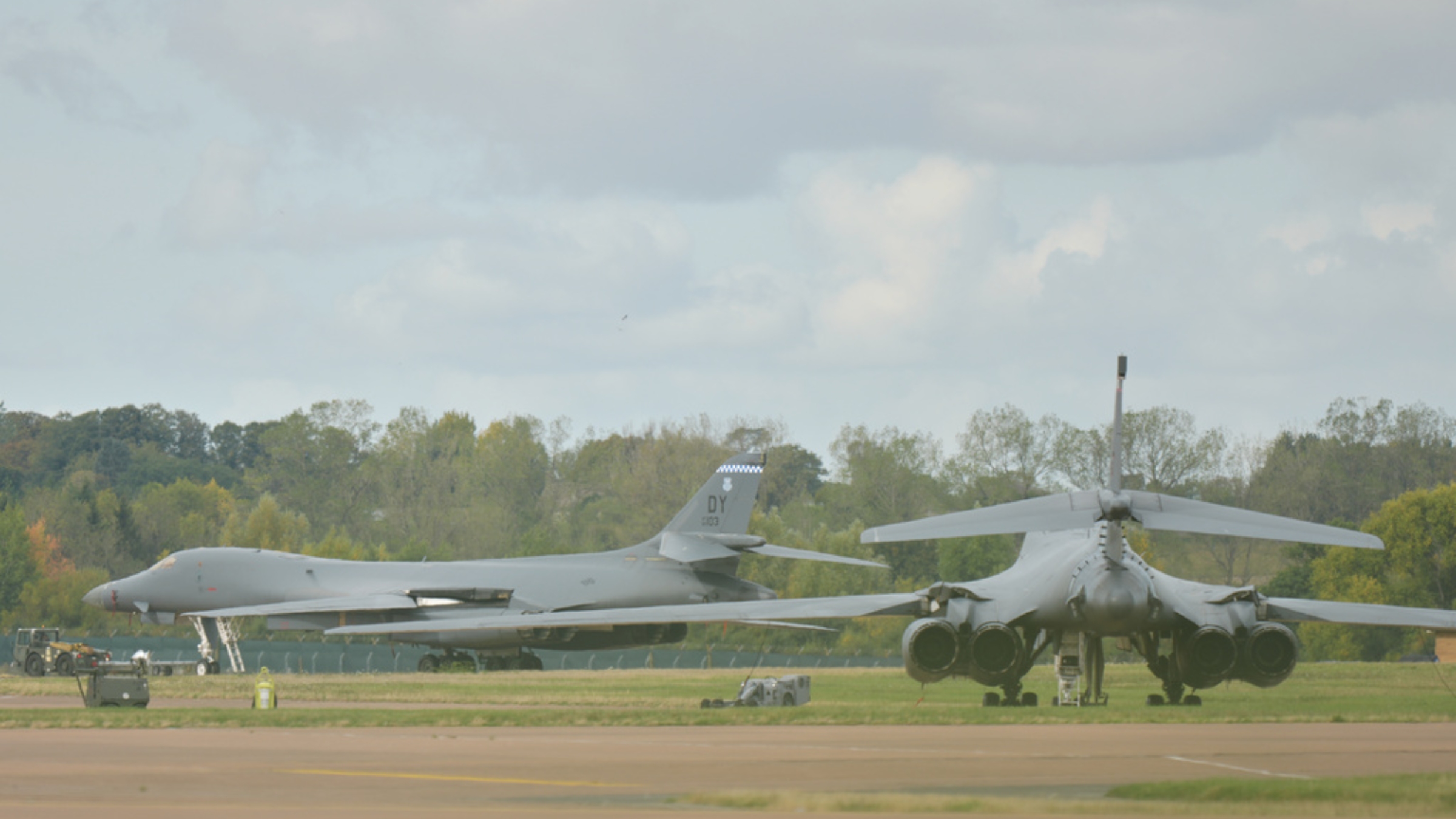 美軍所有轟炸機撤出英國費爾福德空軍基地-擔心基地成恐襲目標