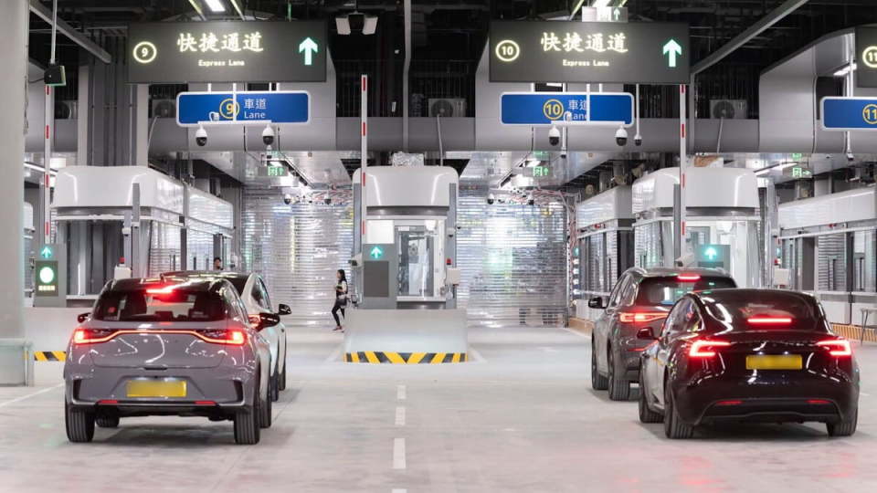 新皇崗口岸-當局與各保險公司簽訂協議-將強制性車保等保障範圍擴至港方口岸區