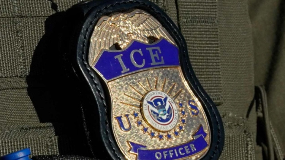 美媒-ICE自6月起拘留至少12名在美港人-逼簽自願離境文件