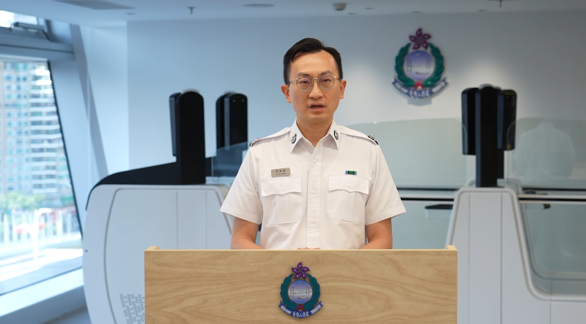 皇崗口岸-入境處-預計下午至晚上是入境高峰期-因應客流靈活調撥人手