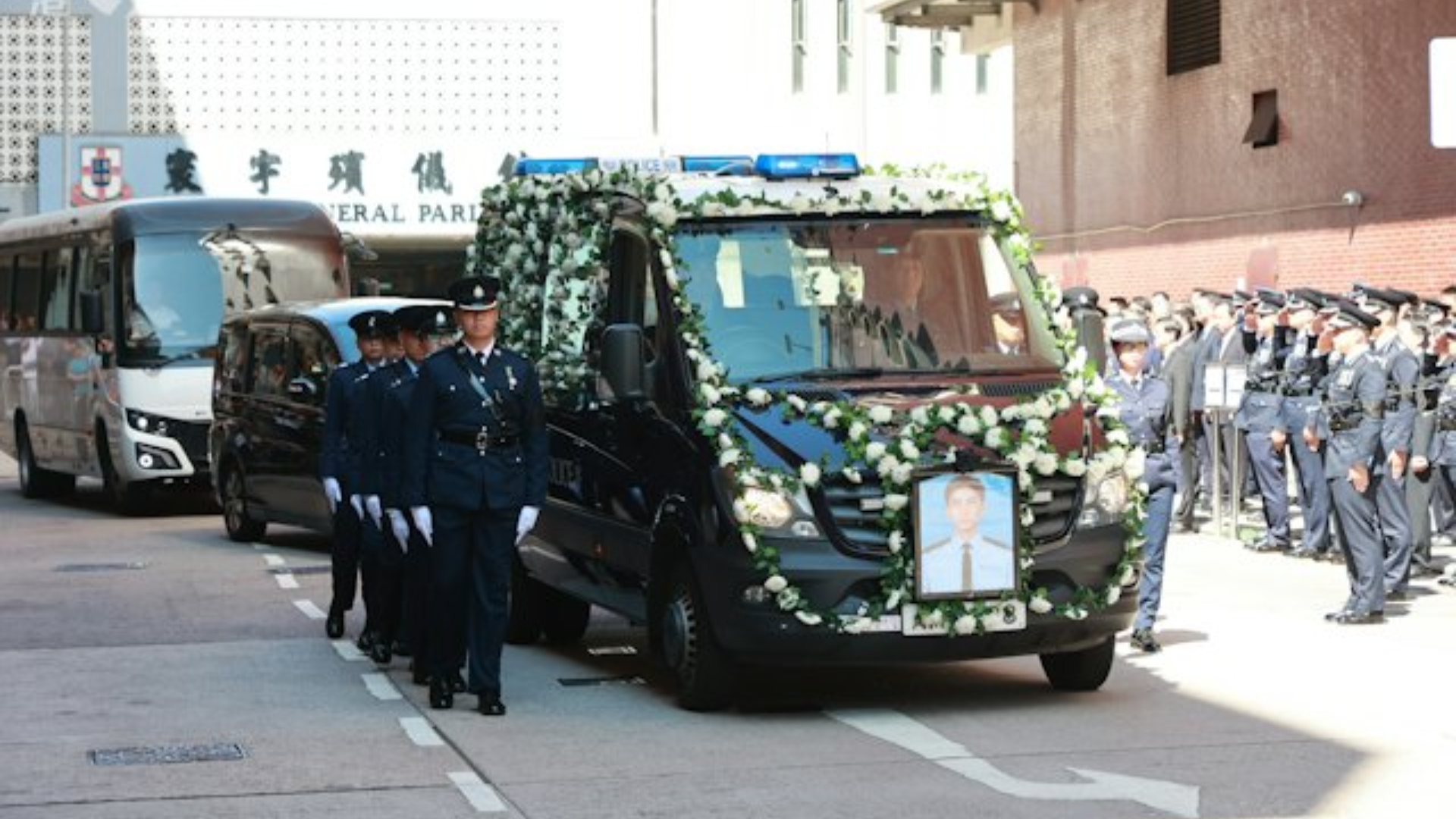 警隊今為朱振國舉行最高榮譽喪禮-遺體將安葬浩園