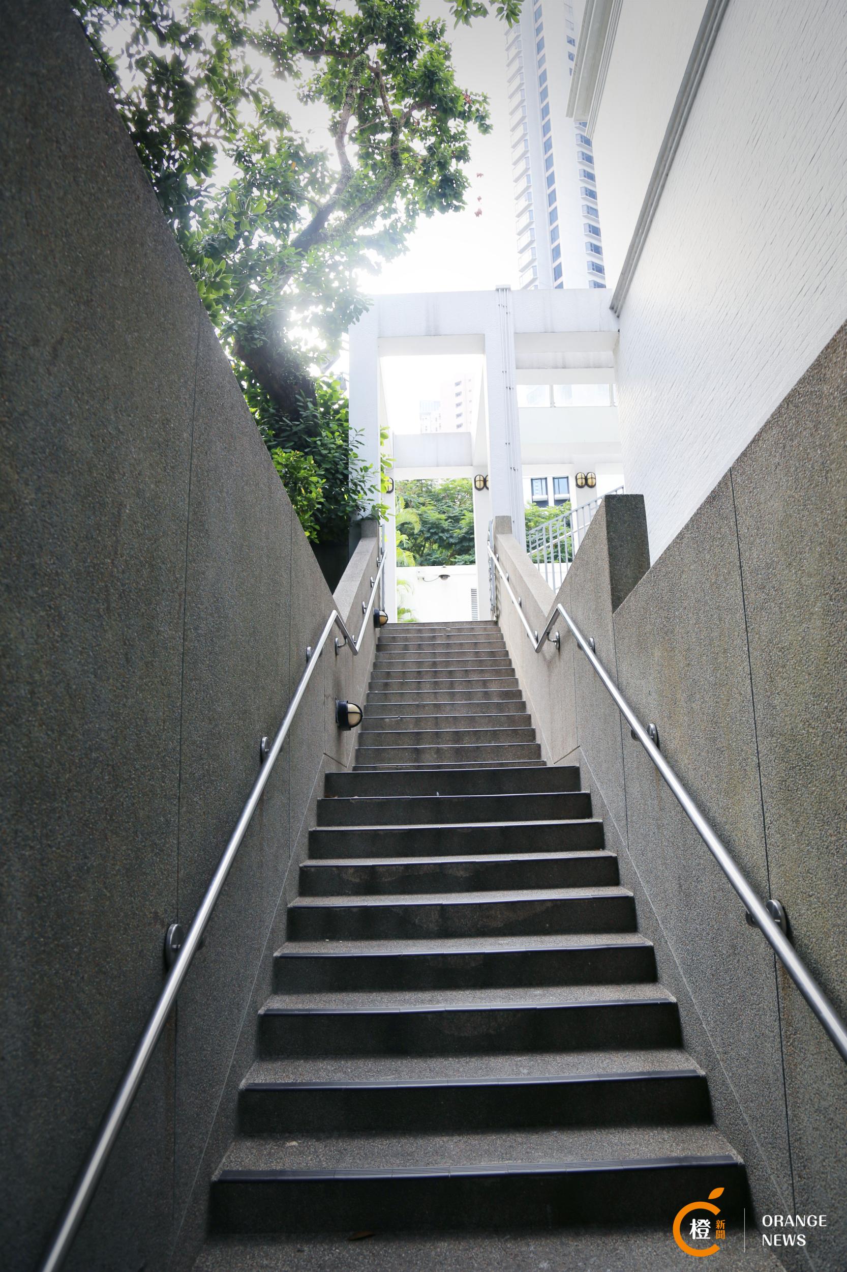 $!title_without_url!$