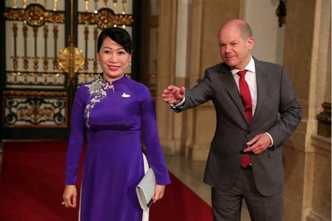 $!title_without_url!$