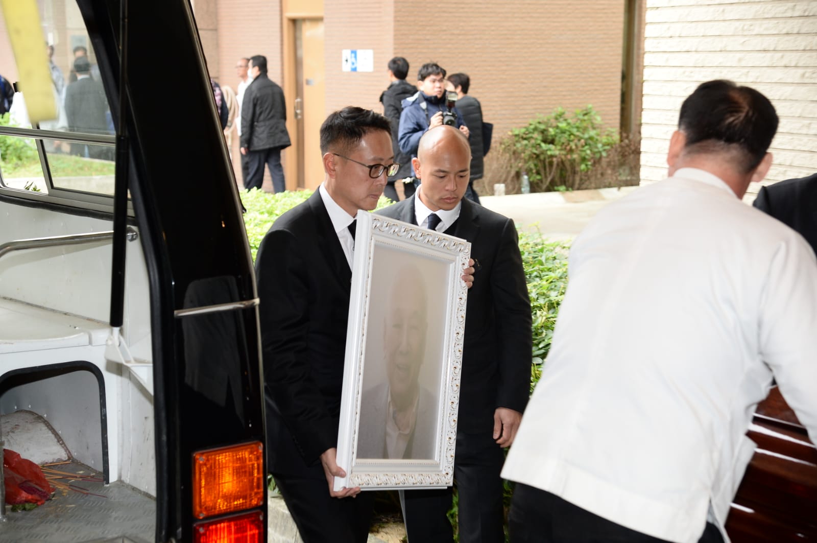 $!title_without_url!$