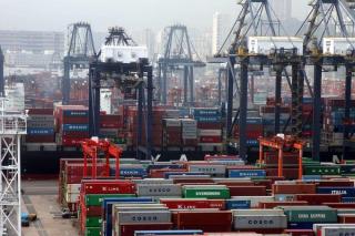對外貿易-今年3月香港出口進口貨值分別按年升4-7-和5-3