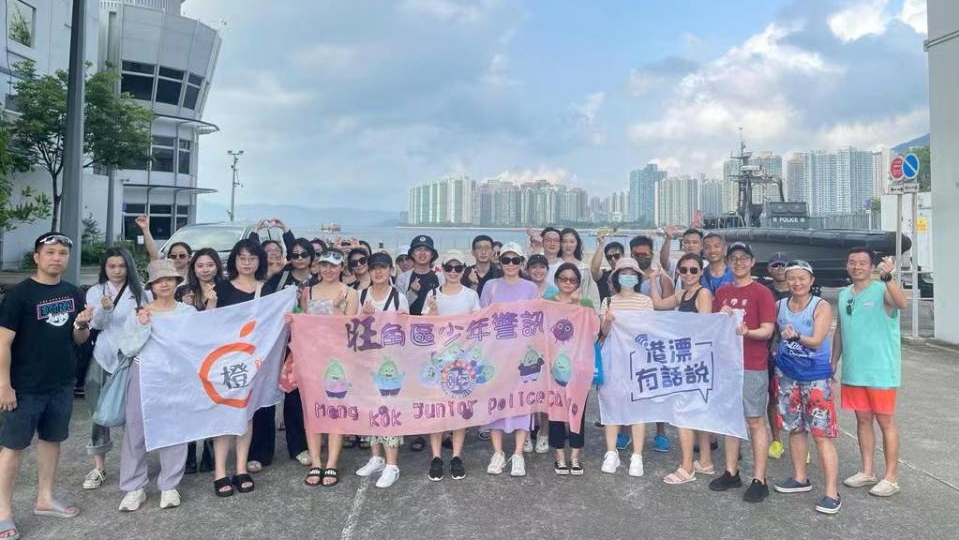 港漂入水警北分區基地參加龍舟體驗活動